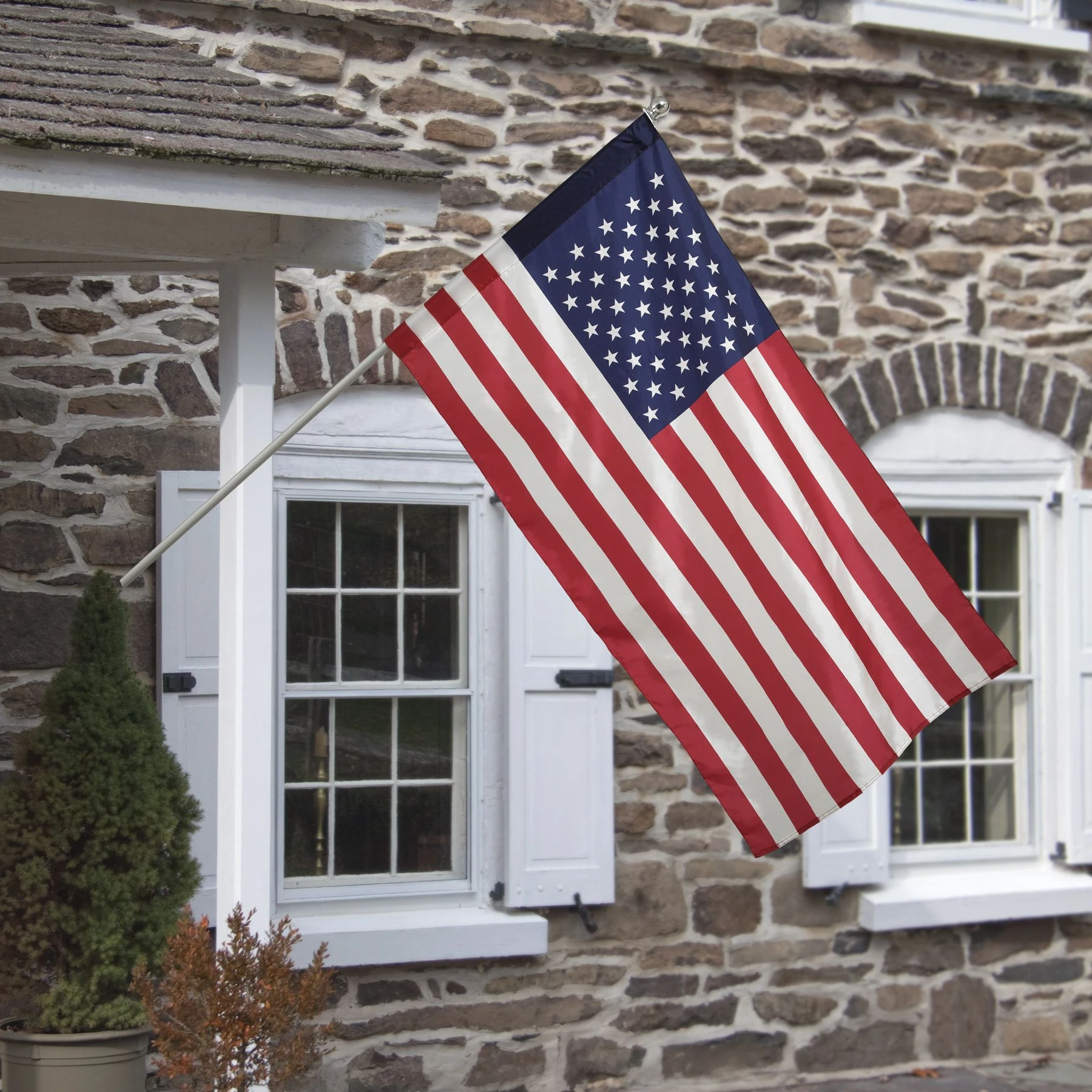 2.5 Ft. X 4 Ft. Nylon American Flag With 5 Ft. Aluminum Pole Kit